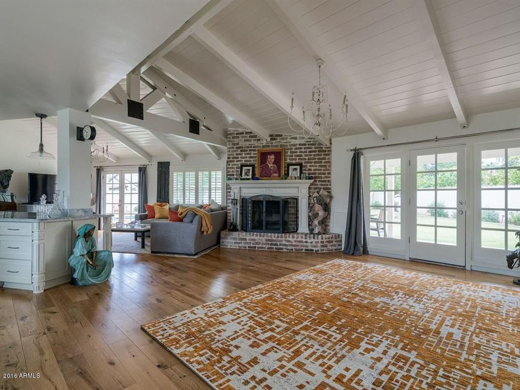 1f04de7adacb365c27cb125ab86d7f54l-m1xd-w1020_h770_q80