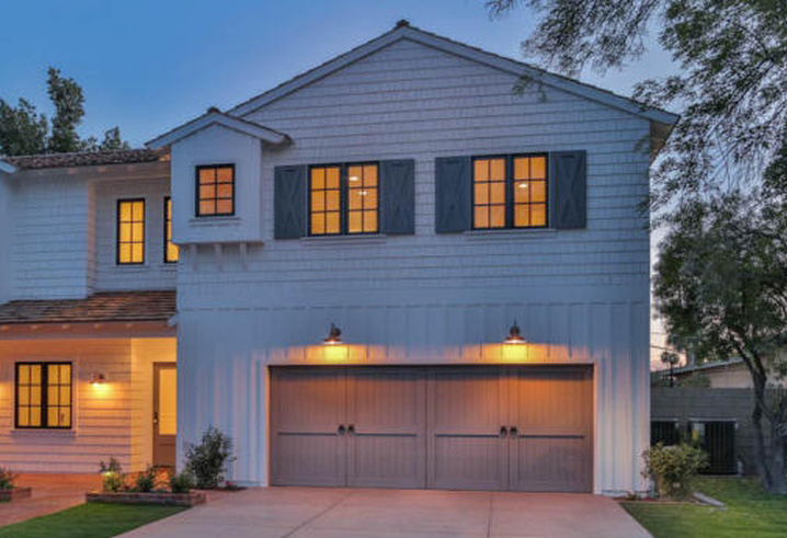 Monterosa Street 2 Garage