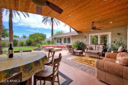 e05feb0231a1b54ee73a8b3fe90696bfl-m2xd-w1020_h770_q80