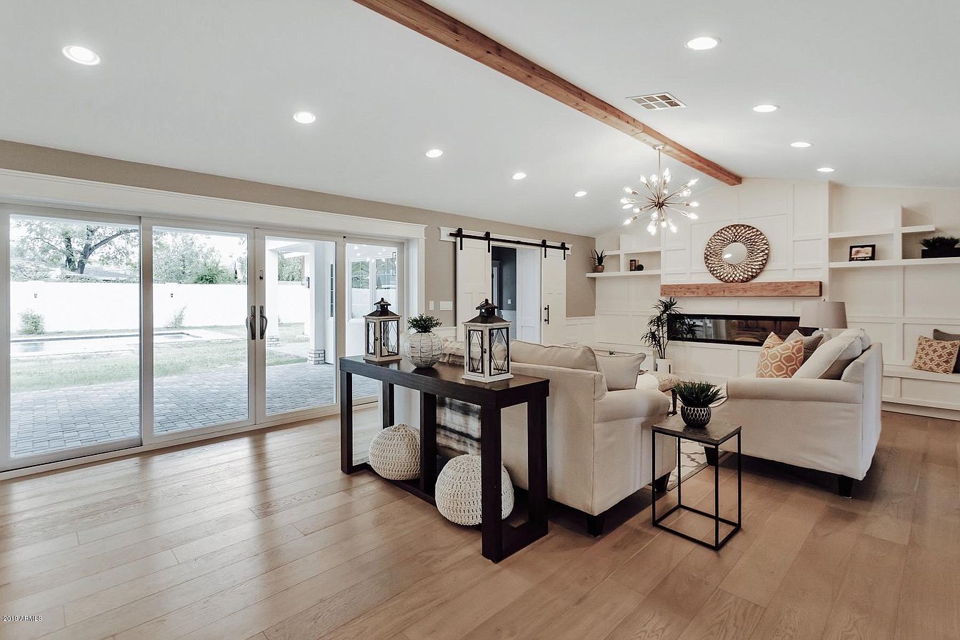 52c6e0d59ca4d7644c81bf18a3299c1b-uncropped_scaled_within_1344_1008