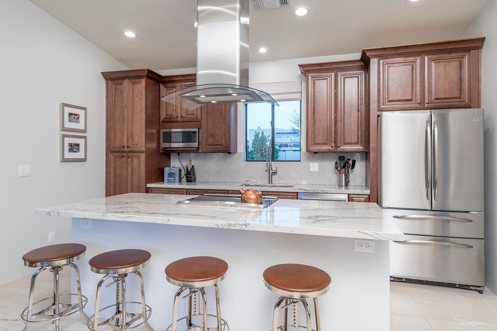 ISvouwi6zhe5q40000000000