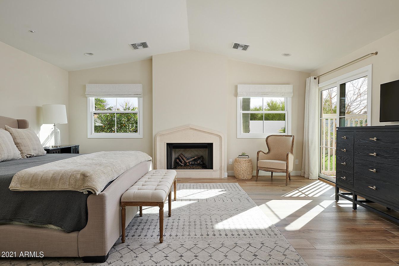 427312c34cc70d9e9a2894461c83a8d4-uncropped_scaled_within_1344_1008